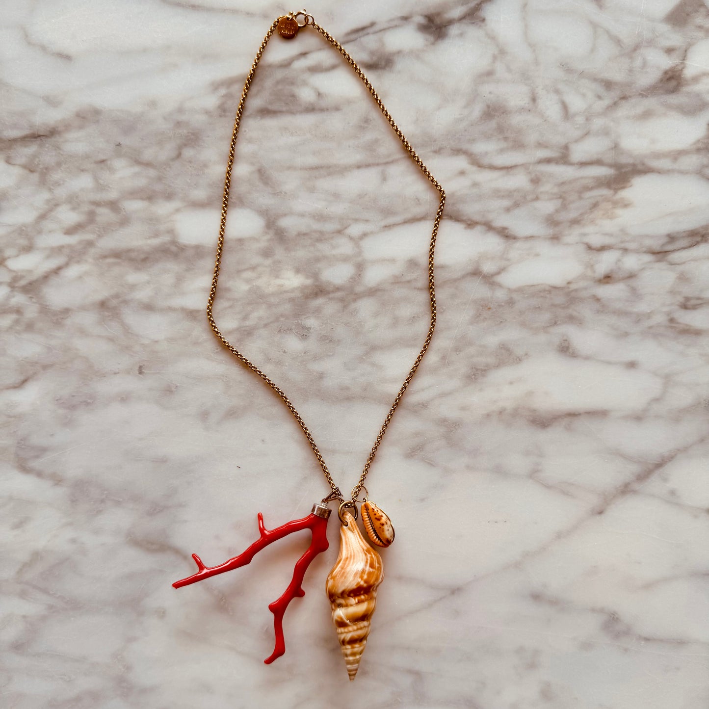 NECKLACE CORAL SHELL LIGHT BROWN L