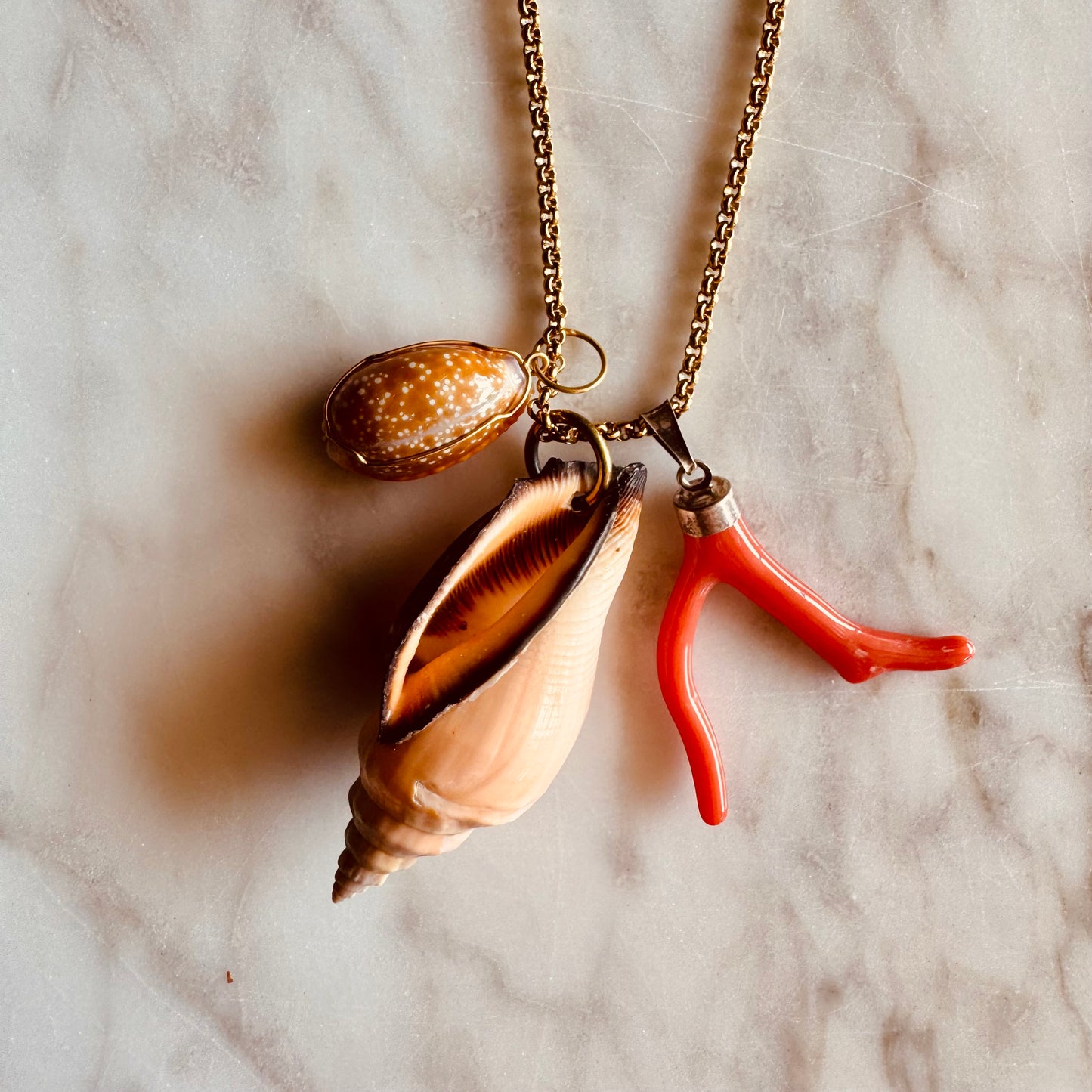 NECKLACE CORAL SHELL LIGHT PINK